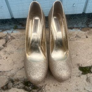 Steve Madden Natali Gold Glitter platform heels